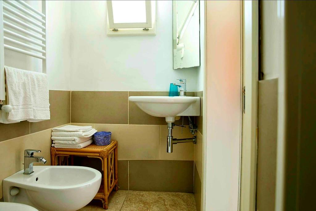 Domus Dejana Bed & Breakfast กัลลีโปลี ภายนอก รูปภาพ