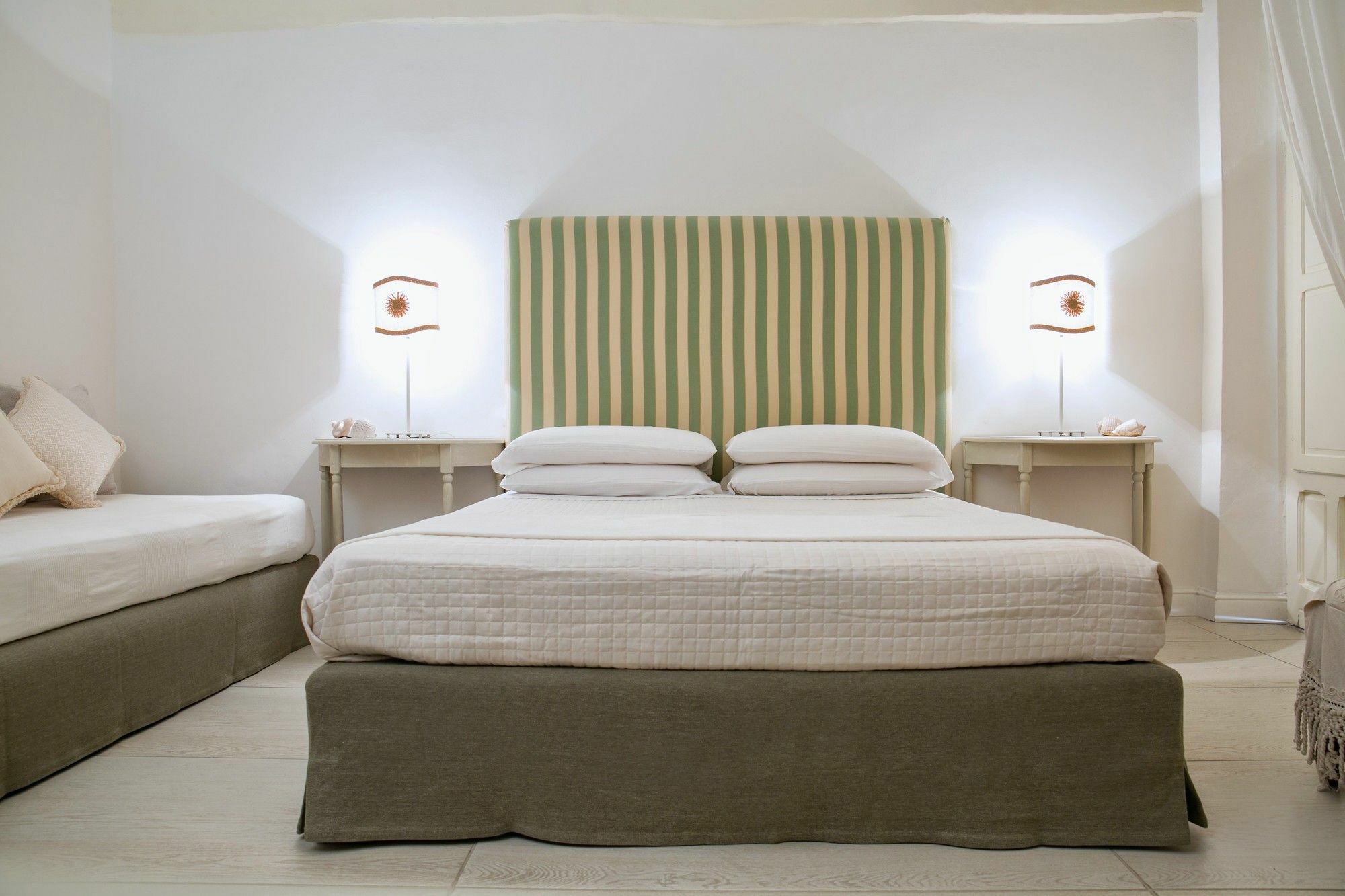 Domus Dejana Bed & Breakfast กัลลีโปลี ภายนอก รูปภาพ